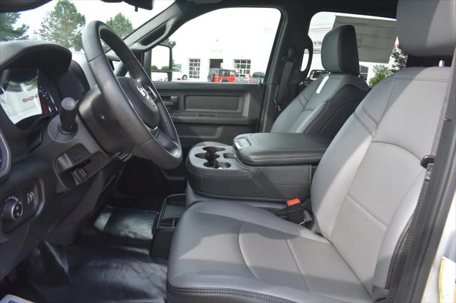 2026 Ram 3500 Tradesman Crew Cab 4x4 8' Box