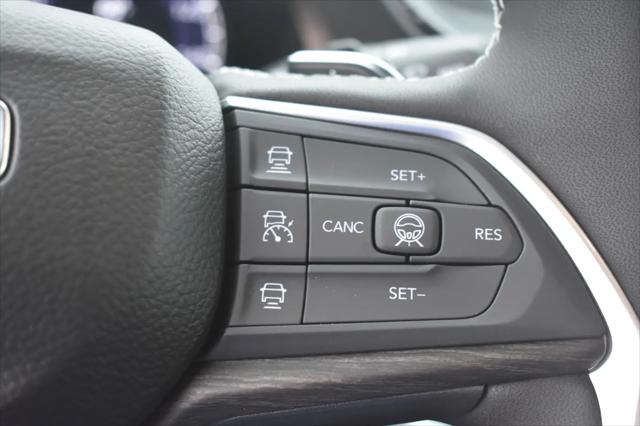 2026 Jeep Grand Cherokee L Altitude 4x2
