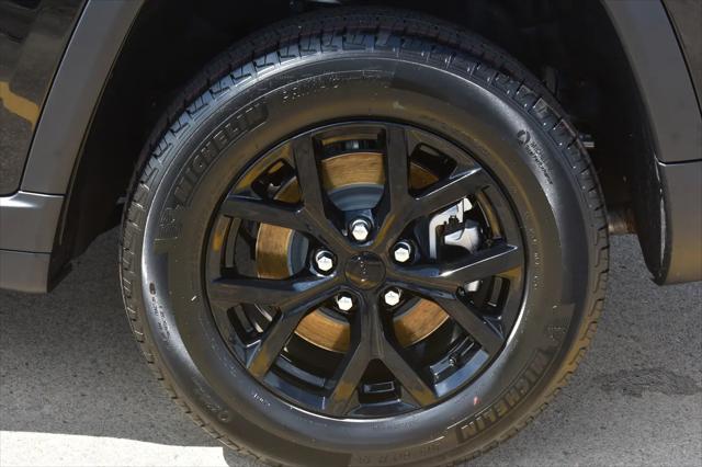 2026 Jeep Grand Cherokee L Altitude 4x2