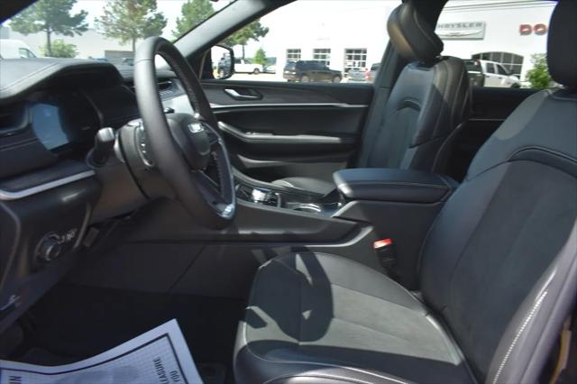 2026 Jeep Grand Cherokee L Altitude 4x2