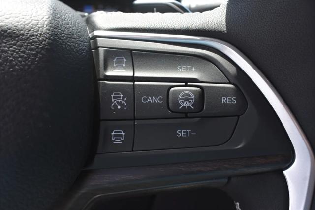 2026 Jeep Grand Cherokee L Altitude 4x2