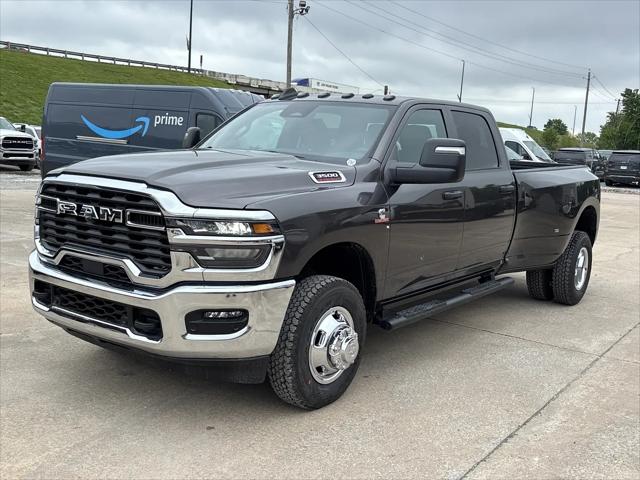2026 Ram 3500 Tradesman Crew Cab 4x4 8' Box