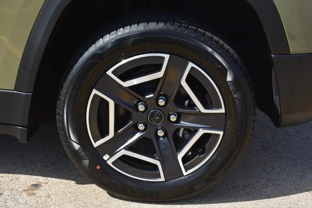 2026 Jeep Cherokee Laredo 4x4