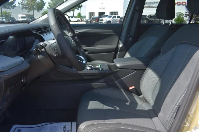 2026 Jeep Cherokee Laredo 4x4