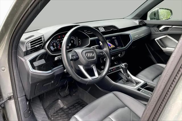 2022 Audi Q3 Premium 45 TFSI S line quattro Tiptronic