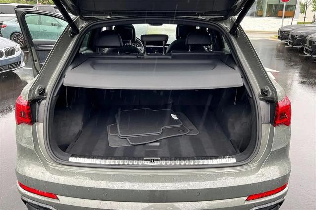 2022 Audi Q3 Premium 45 TFSI S line quattro Tiptronic