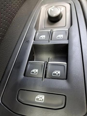 2026 Volkswagen Atlas Cross Sport SE with Technology