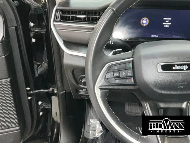 2023 Jeep Grand Cherokee L Laredo 4x4