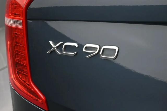 2022 Volvo XC90 Recharge T8 Inscription Expression 7 Passenger