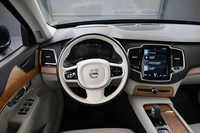 2022 Volvo XC90 Recharge T8 Inscription Expression 7 Passenger