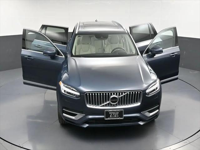 2022 Volvo XC90 Recharge T8 Inscription Expression 7 Passenger