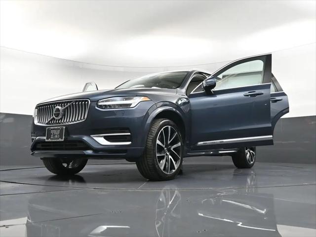 2022 Volvo XC90 Recharge T8 Inscription Expression 7 Passenger