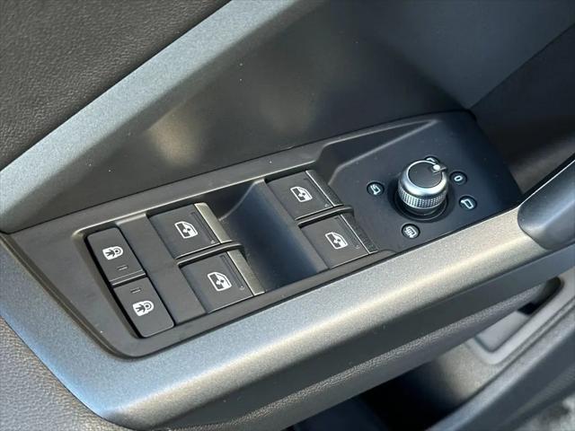 2023 Audi Q3 Premium 45 TFSI S line quattro Tiptronic
