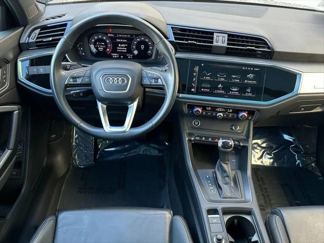 2023 Audi Q3 Premium 45 TFSI S line quattro Tiptronic