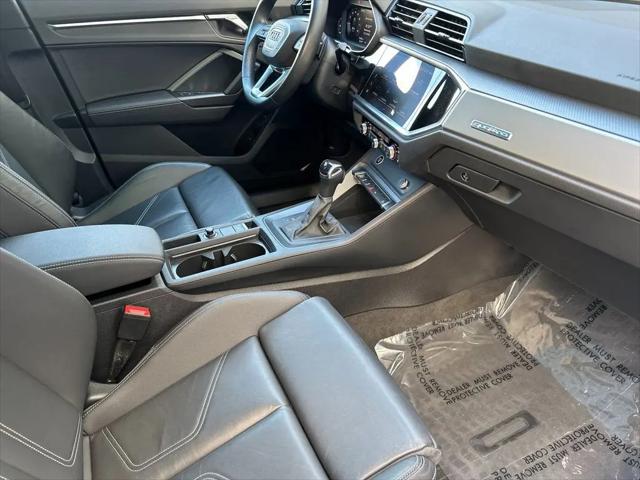2023 Audi Q3 Premium 45 TFSI S line quattro Tiptronic