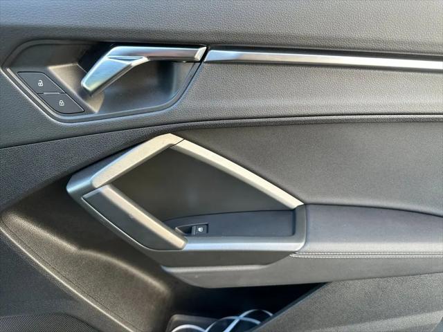 2023 Audi Q3 Premium 45 TFSI S line quattro Tiptronic