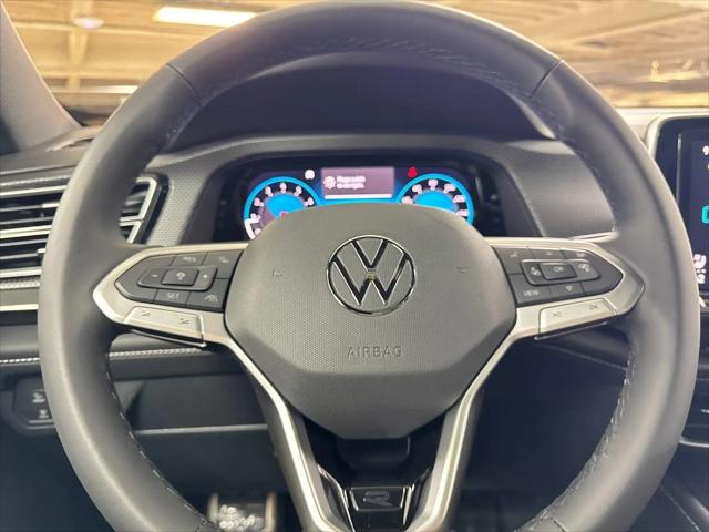 2026 Volkswagen Atlas Cross Sport SEL Premium R-Line