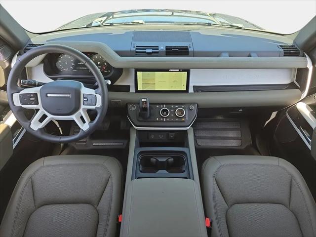 2024 Land Rover Defender 110 P300