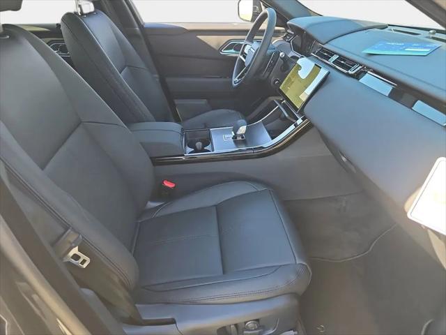 2026 Land Rover Range Rover Velar P250 Dynamic SE