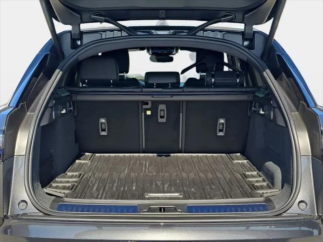 2026 Land Rover Range Rover Velar P250 Dynamic SE