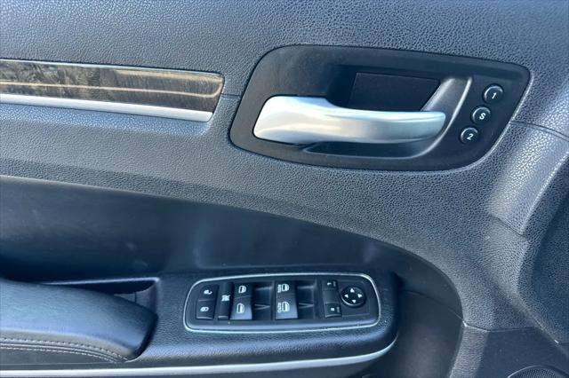 2019 Chrysler 300 Limited