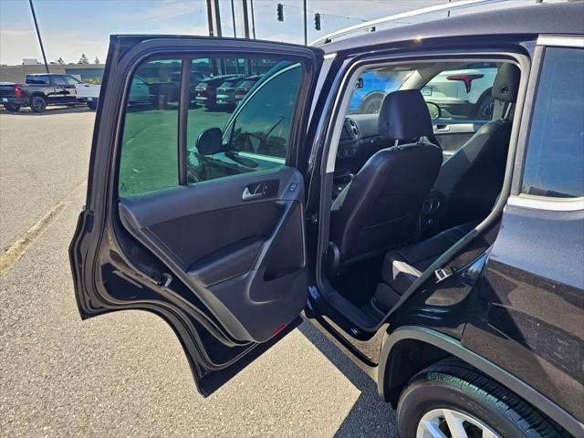 2017 Volkswagen Tiguan 2.0T Wolfsburg Edition