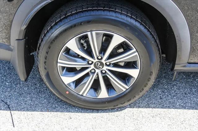2024 INFINITI QX60 PURE