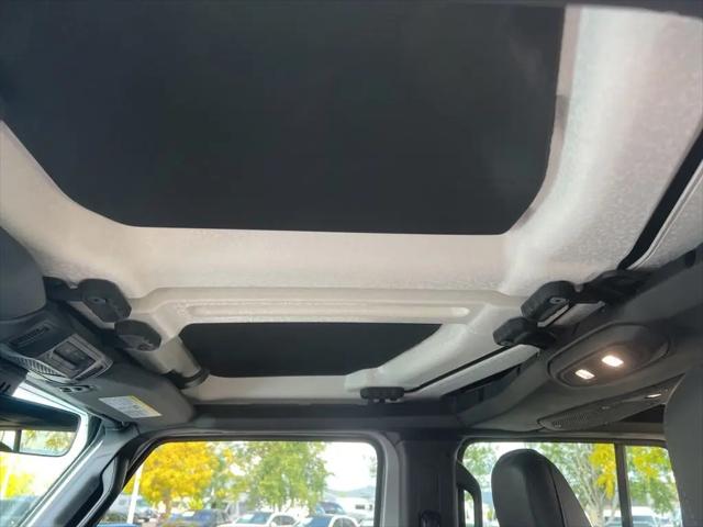 2024 Jeep Wrangler 4-Door Recon 4x4