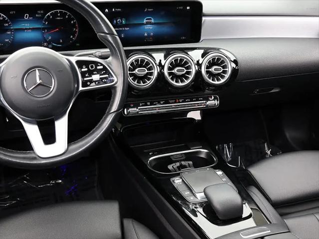 2021 Mercedes-Benz A 220 4MATIC