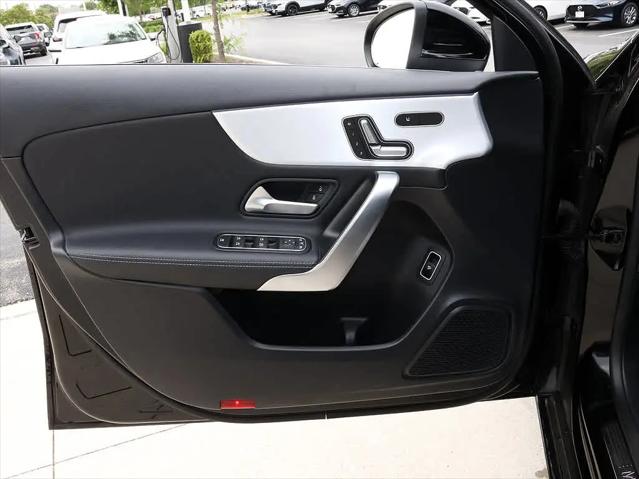 2021 Mercedes-Benz A 220 4MATIC