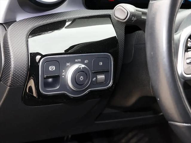 2021 Mercedes-Benz A 220 4MATIC