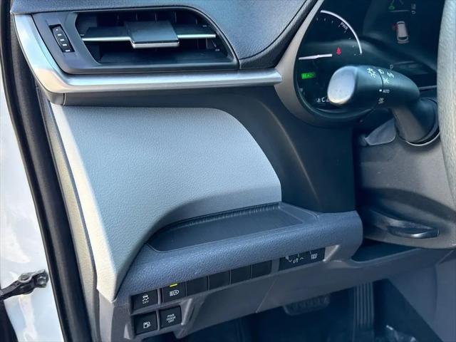 2021 Toyota Sienna LE
