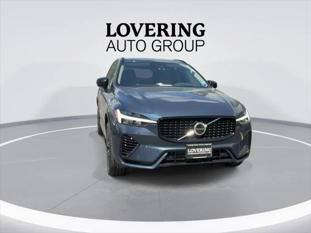2023 Volvo XC60 Recharge T8 Ultimate Dark Theme