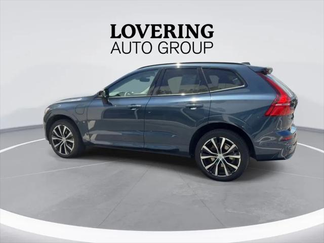 2023 Volvo XC60 Recharge T8 Ultimate Dark Theme