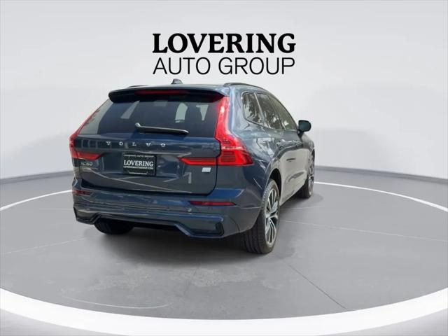 2023 Volvo XC60 Recharge T8 Ultimate Dark Theme