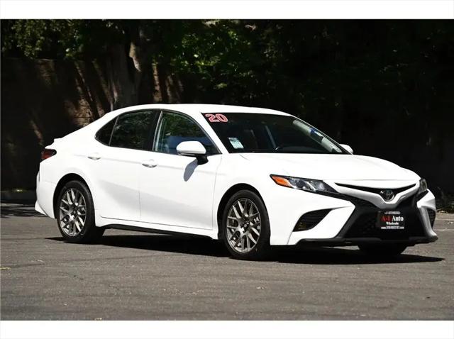 2020 Toyota Camry SE for sale in Sacramento, CA