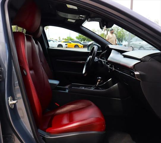 2024 Mazda Mazda3 2.5 S Carbon Edition
