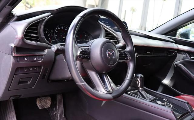 2024 Mazda Mazda3 2.5 S Carbon Edition