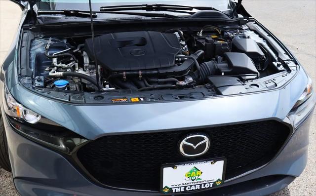 2024 Mazda Mazda3 2.5 S Carbon Edition