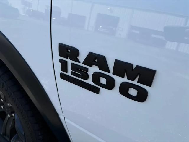 2024 Ram 1500 Classic Warlock Crew Cab 4x4 5'7" Box