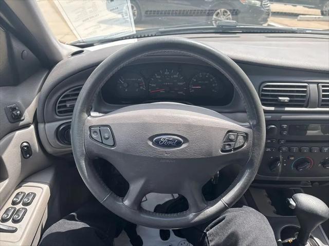 2003 Ford Taurus SES