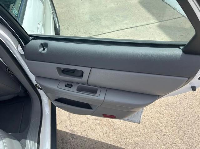 2003 Ford Taurus SES
