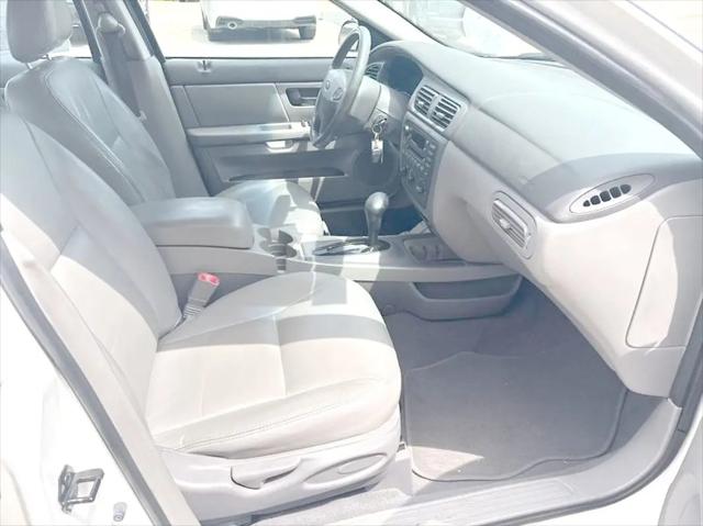 2003 Ford Taurus SES