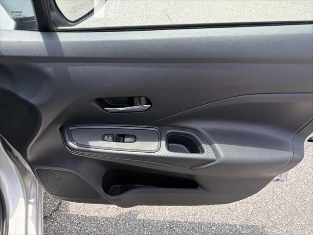 2024 Nissan Versa 1.6 SV