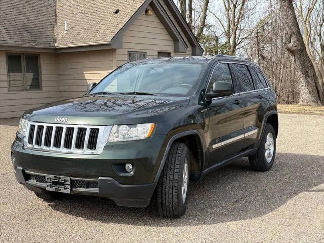 2011 Jeep Grand Cherokee Laredo for sale in Loretto, MN