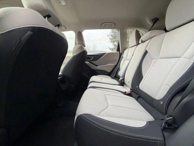 2023 Subaru Forester Base