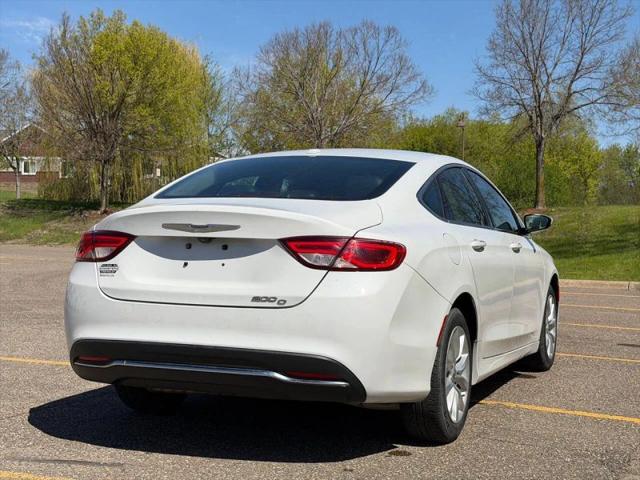 2015 Chrysler 200 C