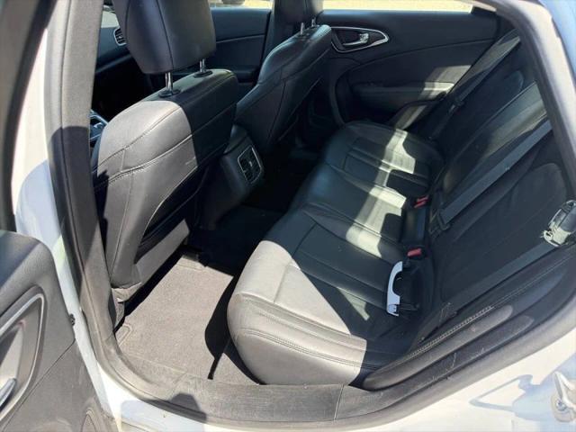 2015 Chrysler 200 C