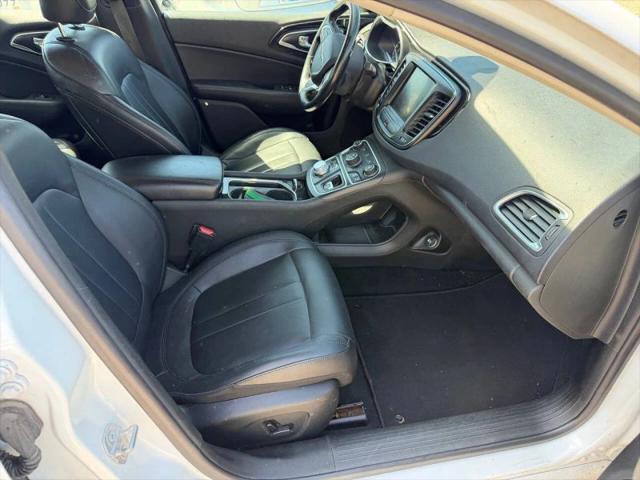 2015 Chrysler 200 C