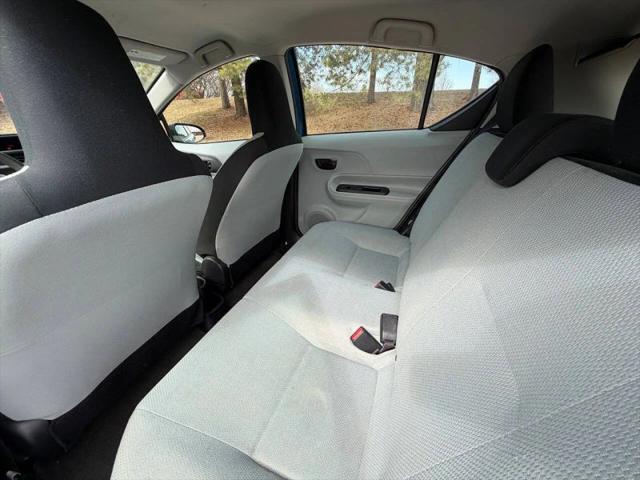 2014 Toyota Prius c Two